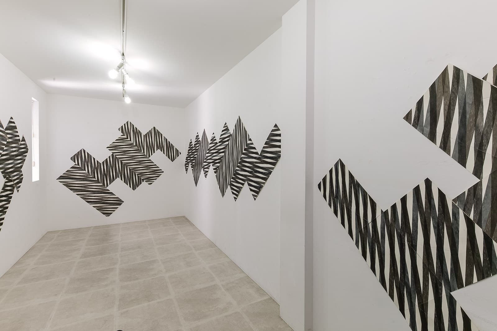 松井憲作 個展 2024 - Gallery Image 2