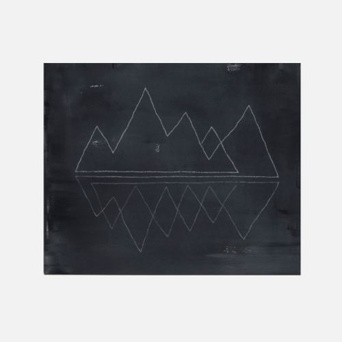 重なる山