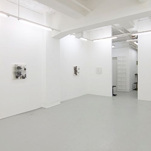 小塚康成 個展 2011 - Gallery Image 2